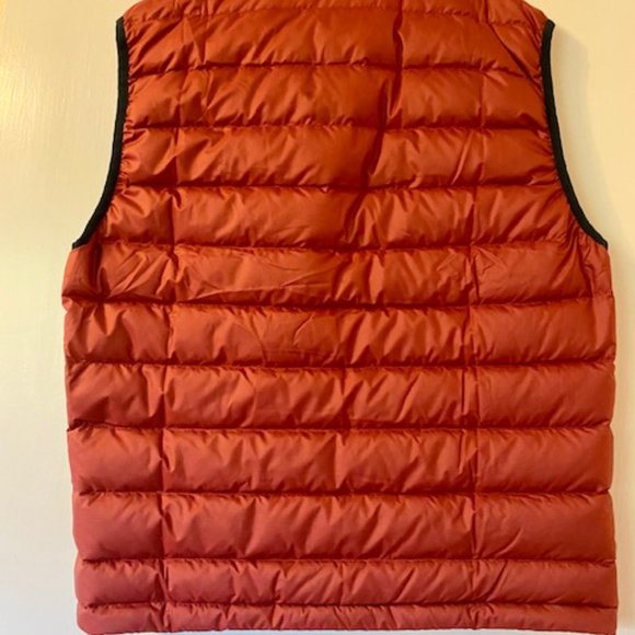 Outerknown NWT Puffer Vest - Small - Picture 3 of 3